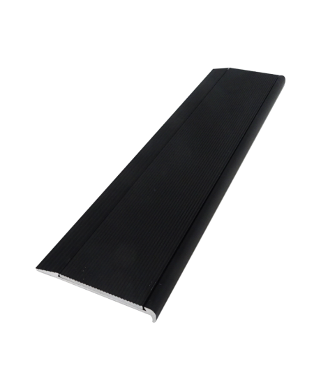 ST5 Black-Black-opt