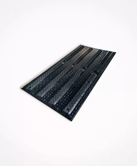 Securatile_directional_black